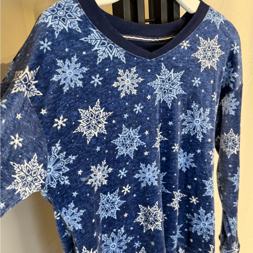 Nautica Navy Snowflake Pajama Top - Picture 2 of 4